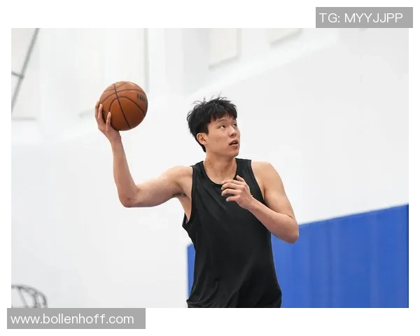 斯普利特赞杨瀚森进步明显落位跑动表现更为出色